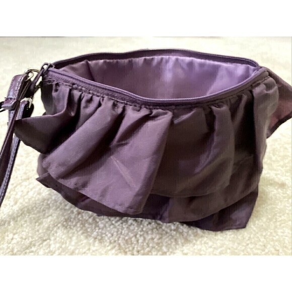 Thirty One Purple Ruffle Wristlet Plum Bag Handbag Clutch Wallet Nylon 608A - Picture 3 of 11